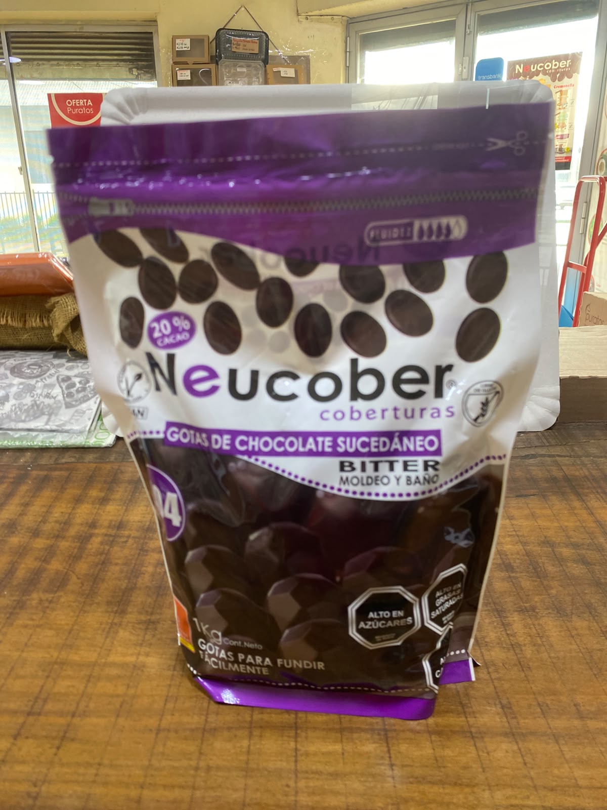 Cobertura Chocolate Bitter 404 Neucober Kg.